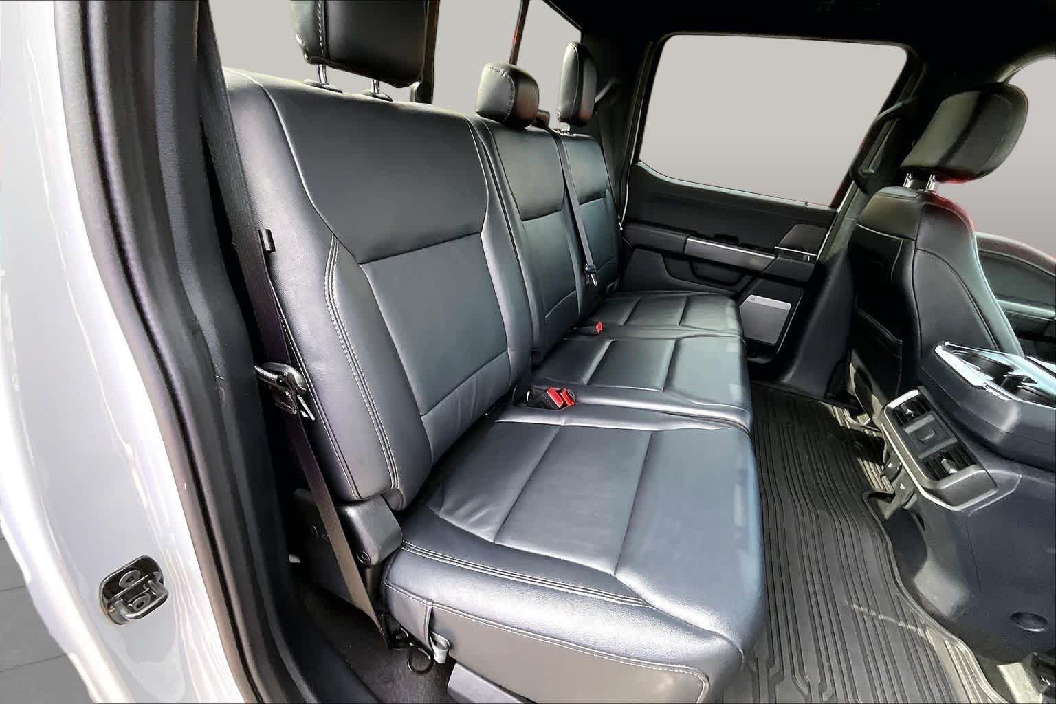 Used 2024 Carbonized Gray Metallic Ford XLT image 20