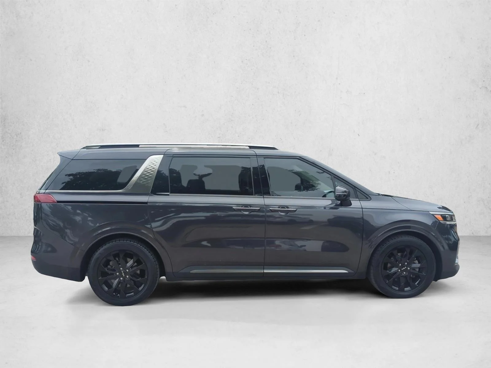 Used 2024 Panthera Metal Kia SX Prestige image 4