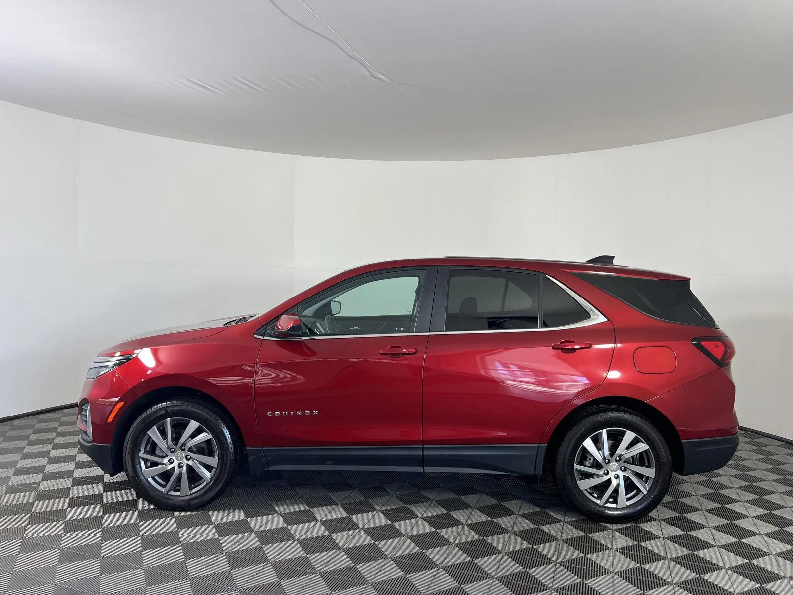 Used 2024 Radiant Red Tintcoat Chevrolet LT image 25