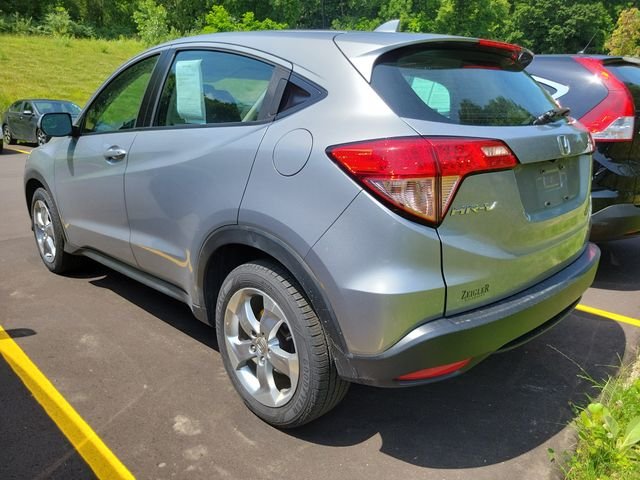 Used 2017  Honda LX image 4