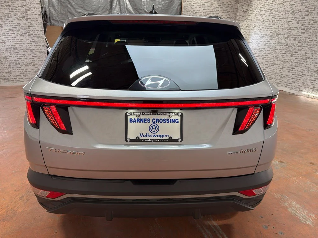 Used 2024 Shimmering Silver Hyundai SEL Convenience image 6