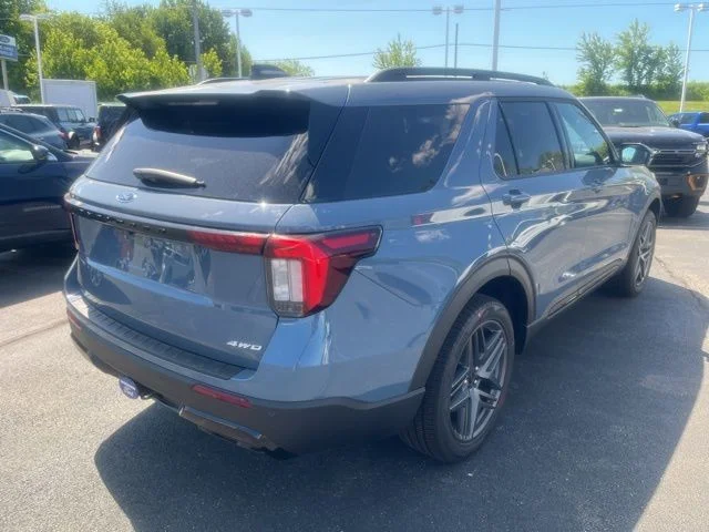 New 2026 Vapor Blue Metallic Ford ST-Line image 5