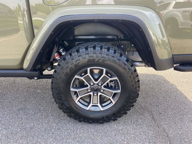Certified Used 2025 41 Jeep Mojave image 8