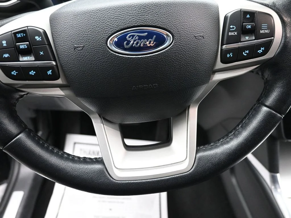 Used 2023 Gray Ford Limited image 19