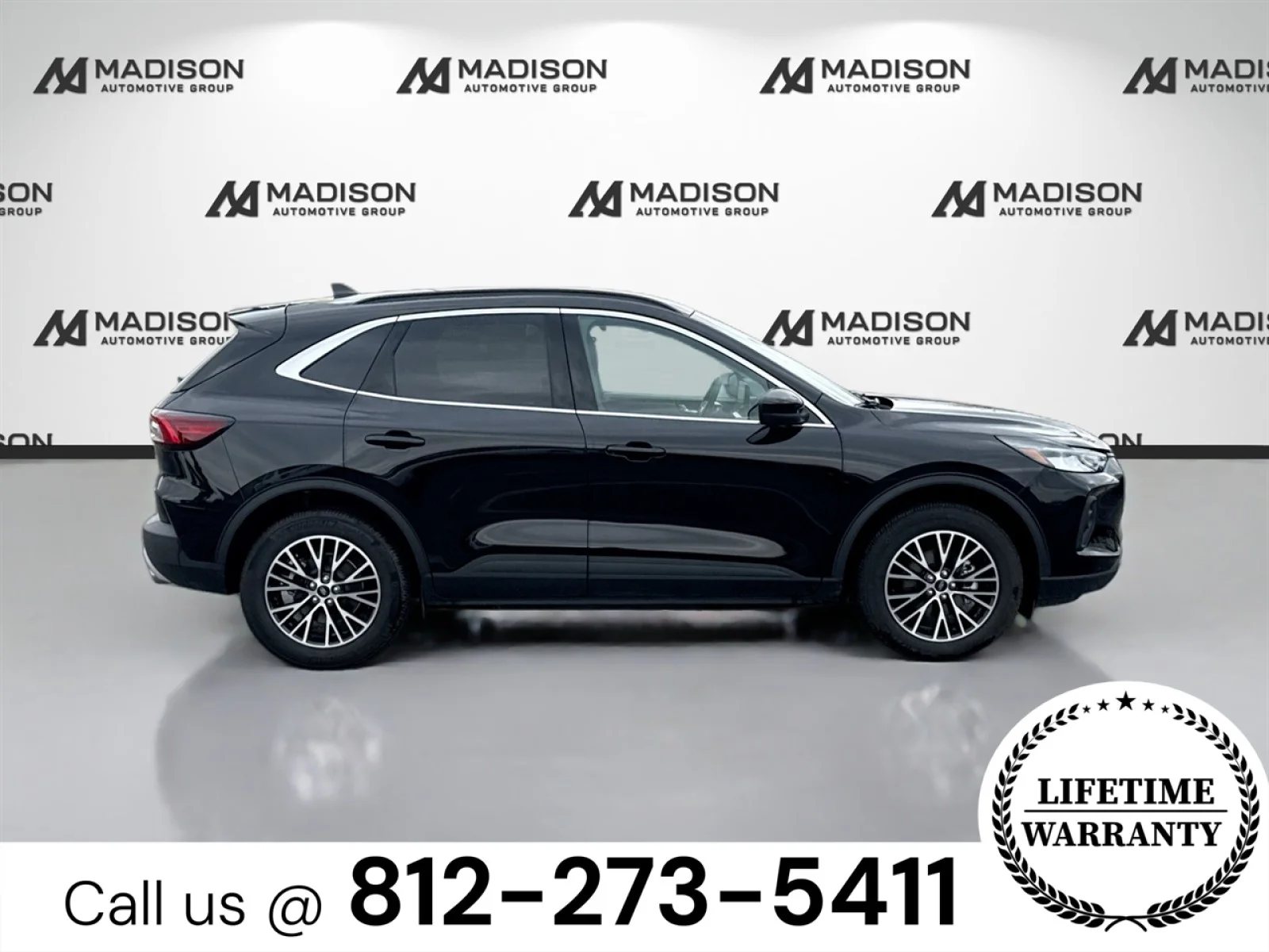 New 2025 Agate Black Metallic Ford Plug-in Hybrid image 4