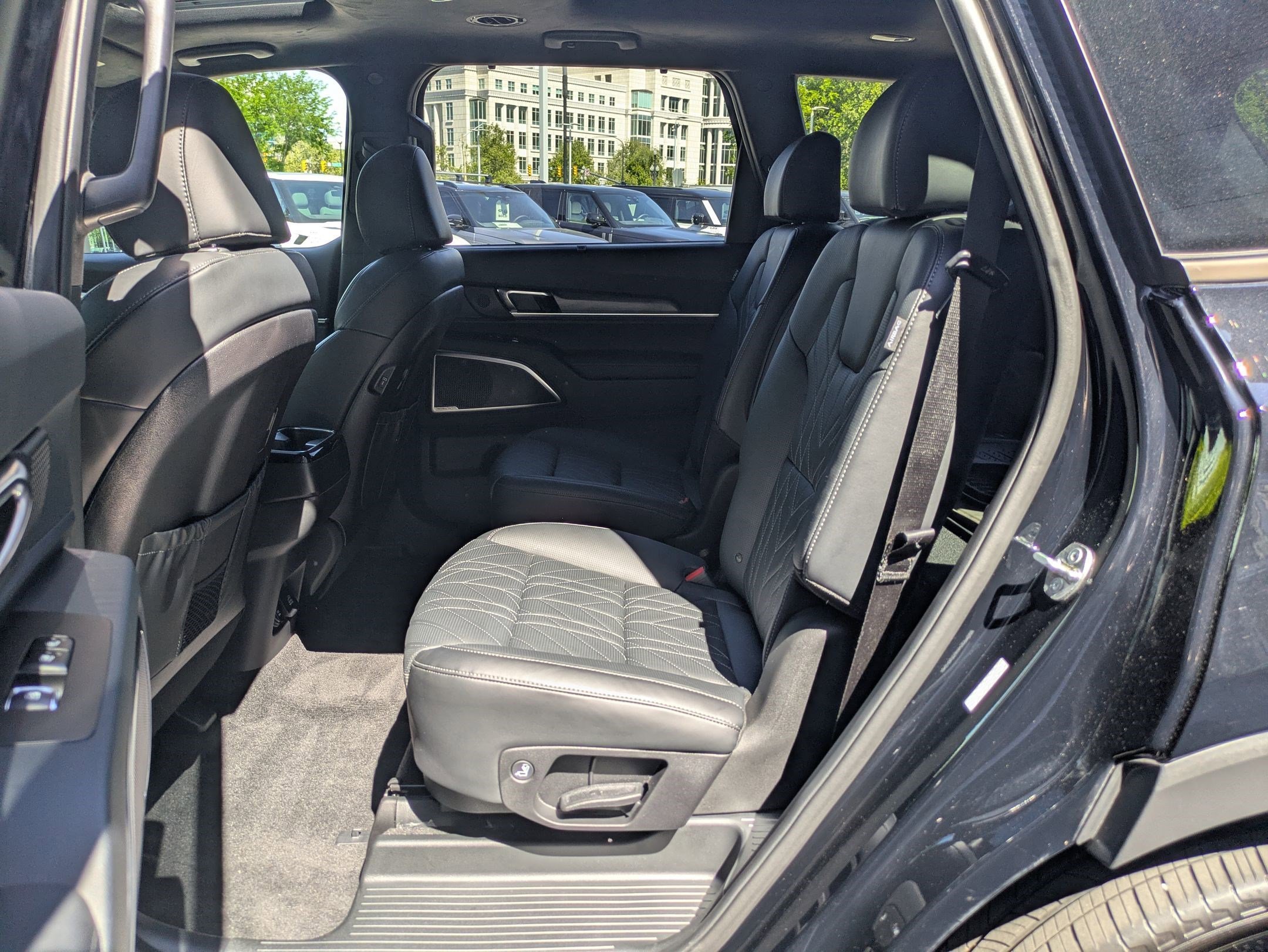 Used 2025 Ebony Black Kia SX-Prestige X-Line image 27