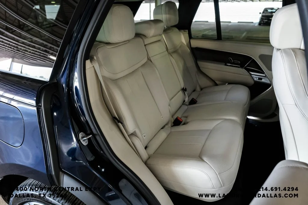 Certified Used 2023 Portofino Blue Metallic Land Rover SE image 34