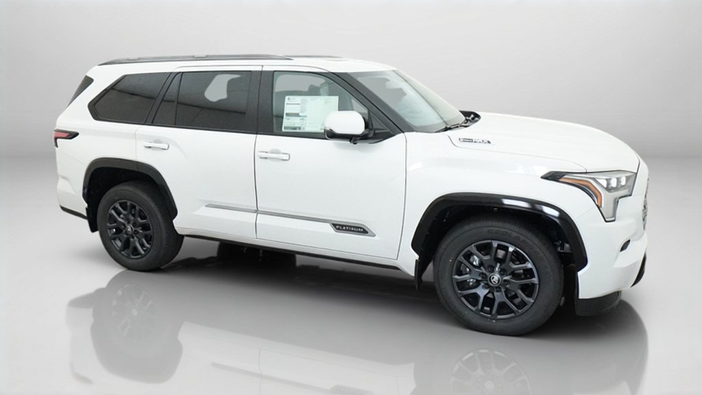 New 2026 Wind Chill Pearl Toyota Platinum image 6