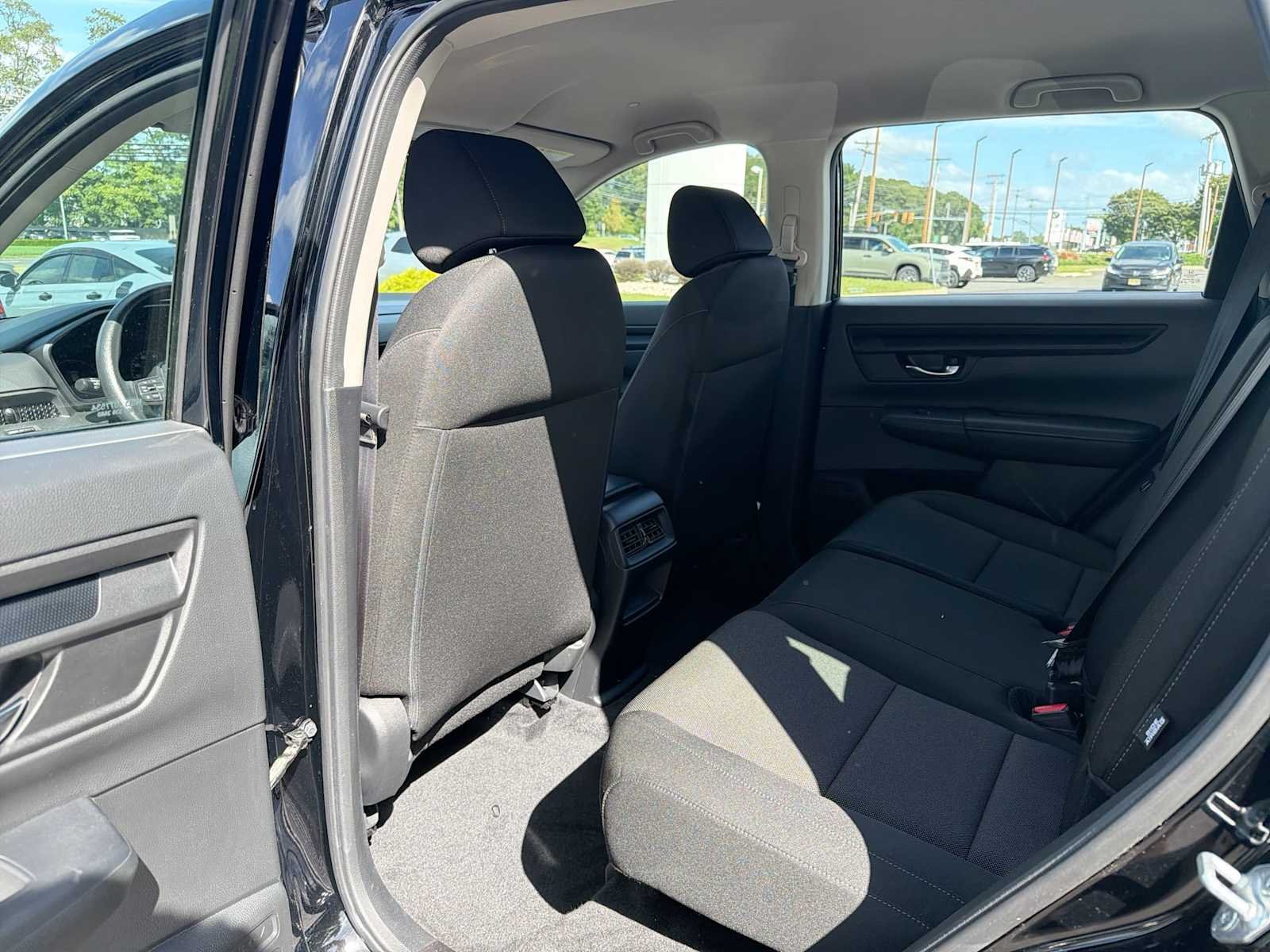 2024 Honda CR-V LX - Photo 12
