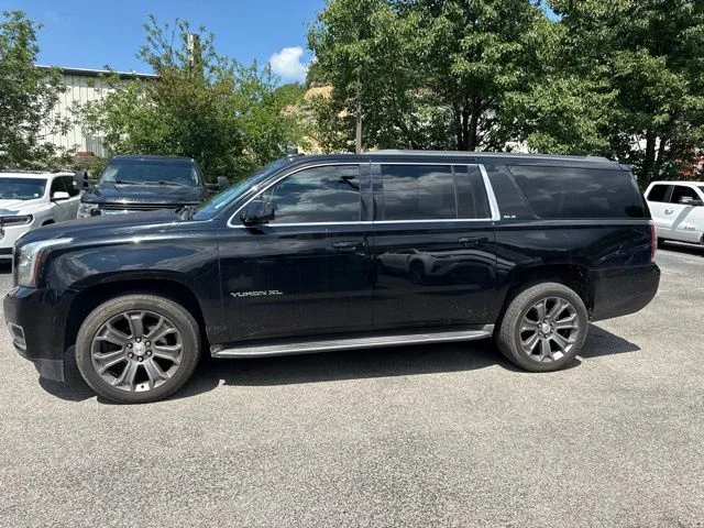 Used 2016 Black GMC SLE image 6