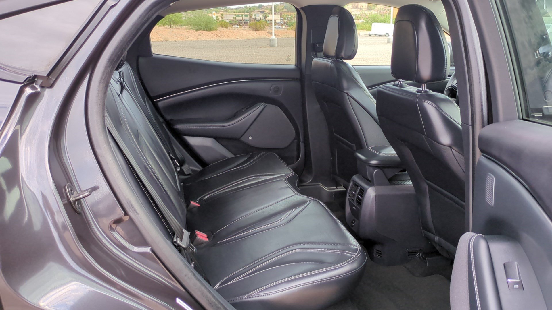 Used 2022 Gray Metallic Ford Premium image 29