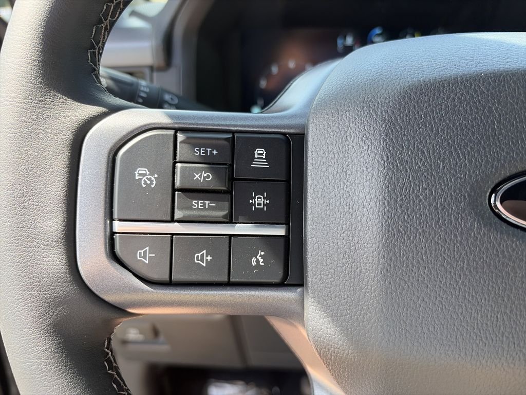 New 2026 Agate Black Metallic Ford XLT image 21