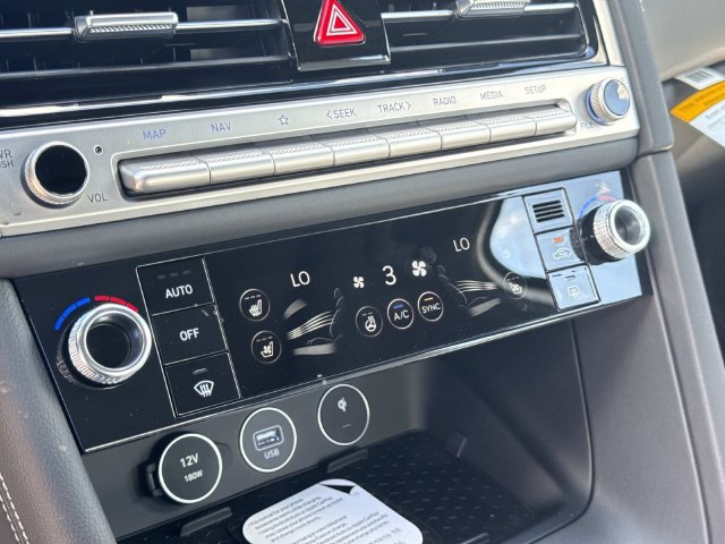 New 2027 Uyuni White Genesis 2.5T Sport Prestige image 20