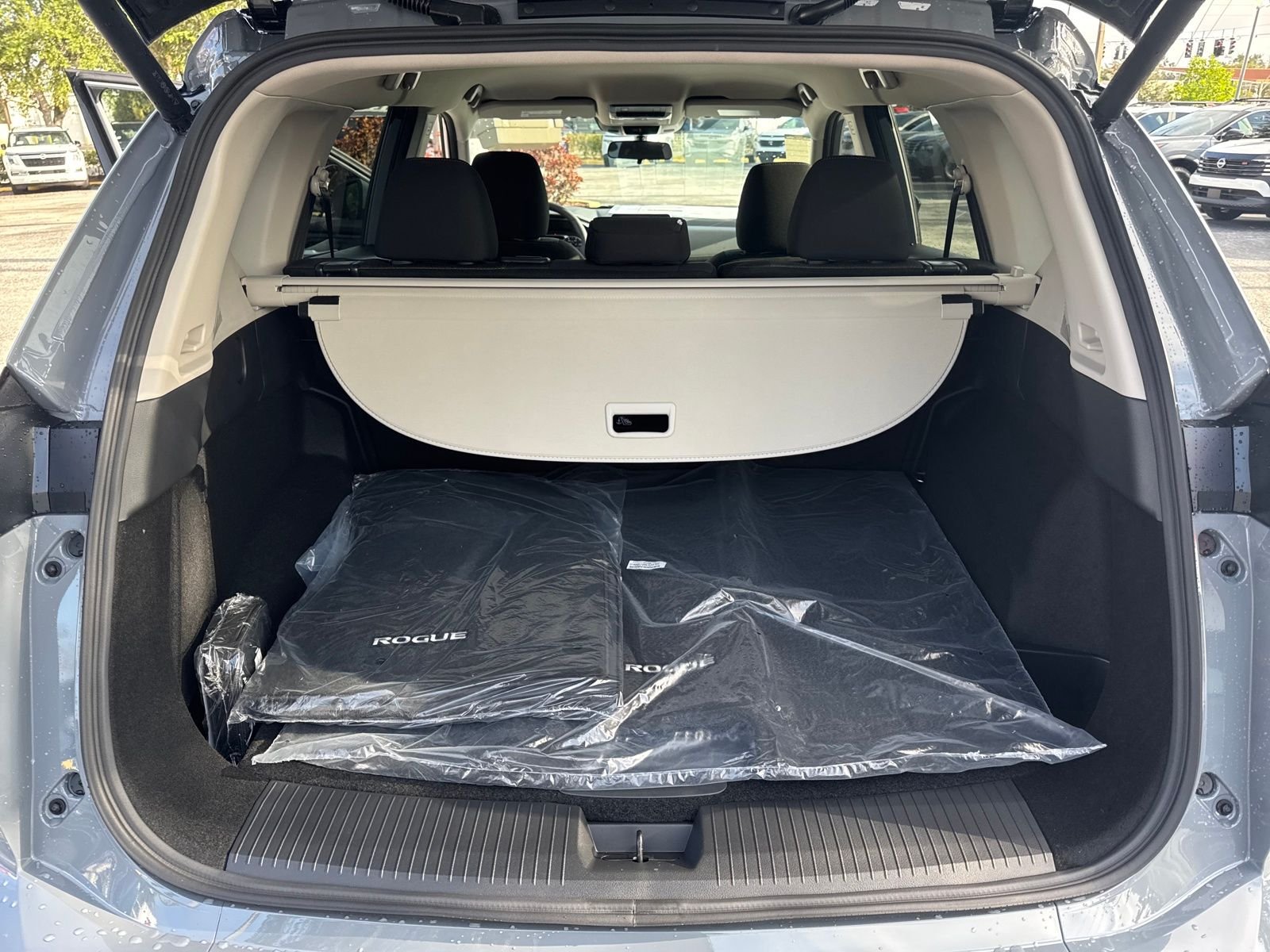 New 2026 Nissan Rogue SV 4D Sport Utility