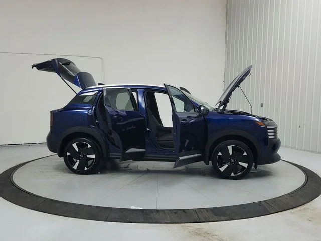 New 2026 Blue Nissan SR image 16