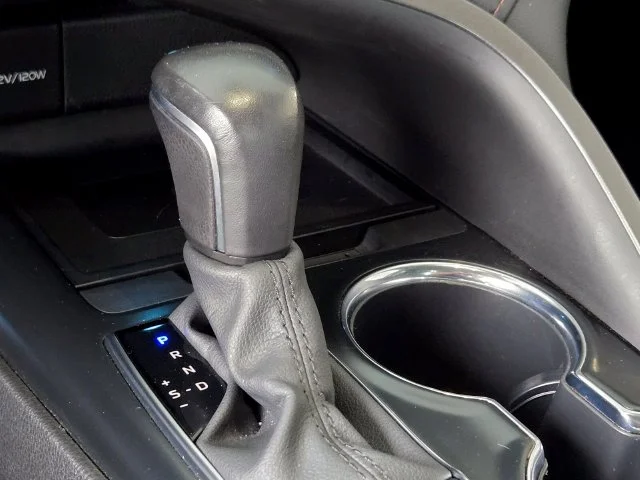 Used 2020 Blue Toyota XLE image 28