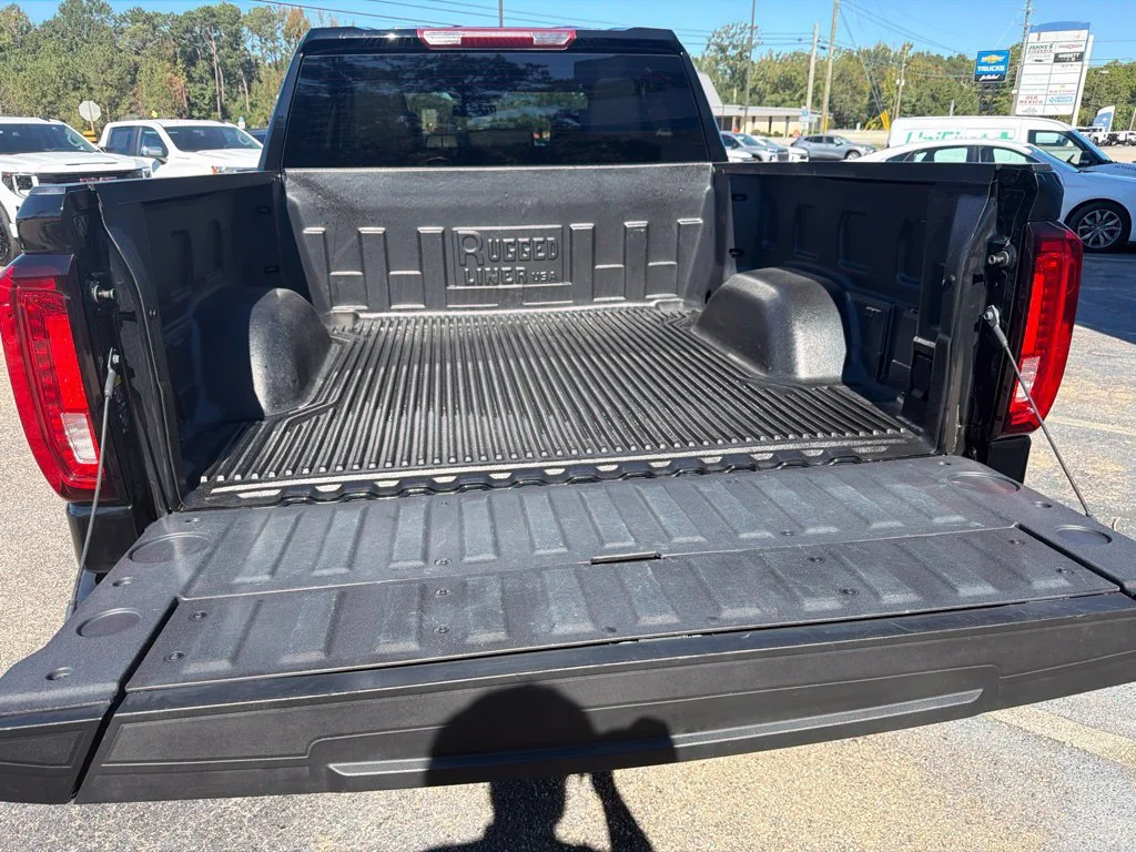 Used 2026 Onyx Black GMC SLT image 11