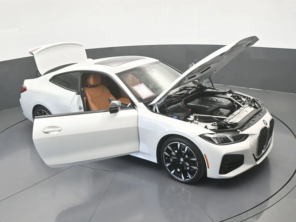 Used 2025 White Metallic BMW 430i xDrive image 64