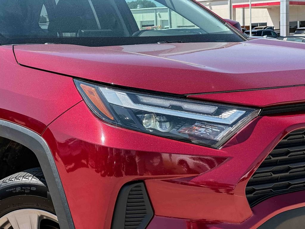 Used 2025 Red Toyota XLE image 10