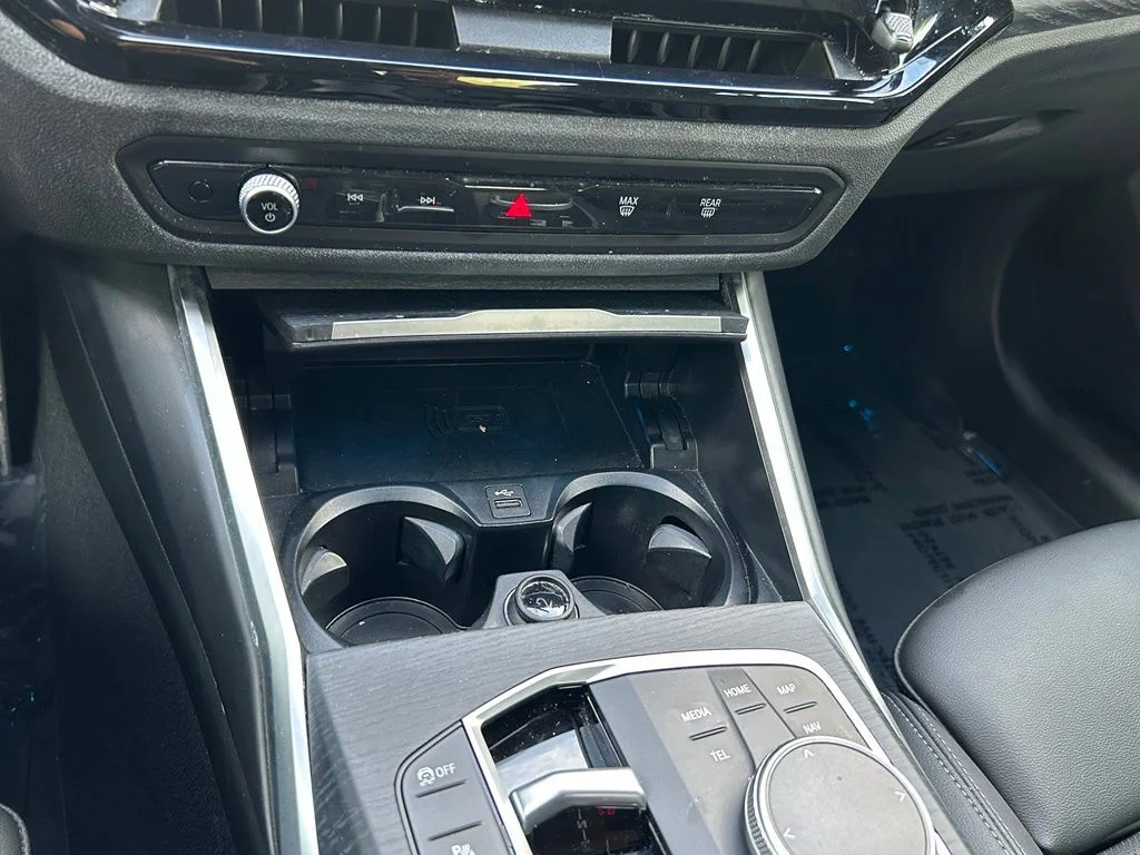 Used 2025 White BMW 330i image 22