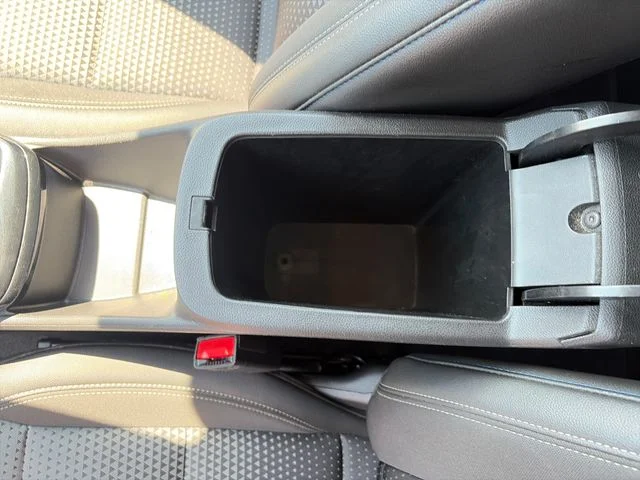 Used 2025 White Chevrolet LT image 24