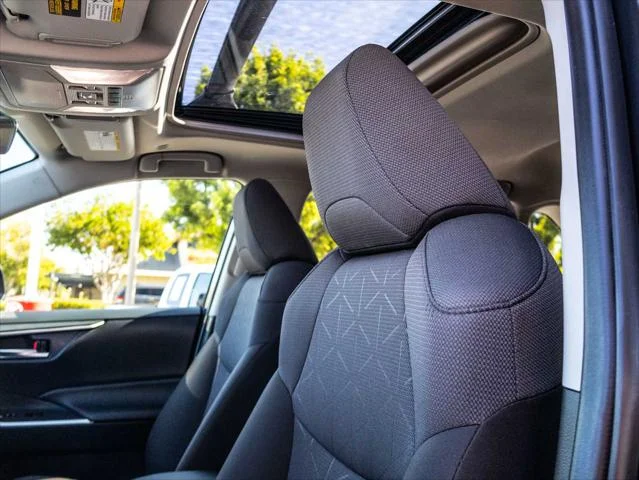 Certified Used 2025 MAGNETIC GRAY MET. Toyota  image 12