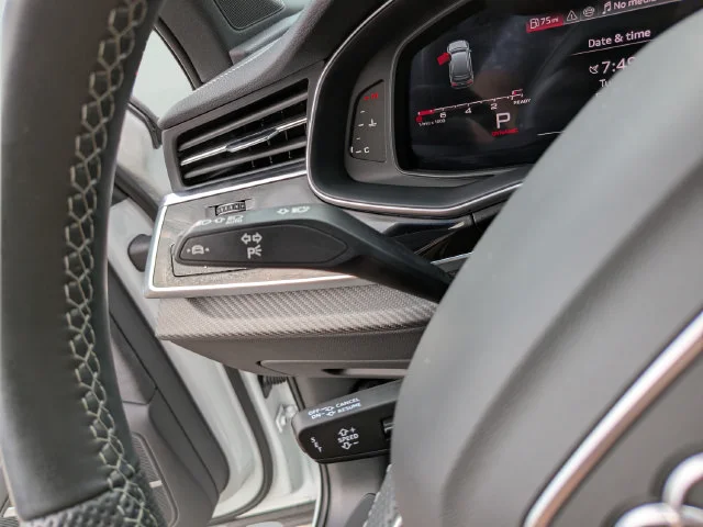 Used 2025 White Audi Premium Plus image 32