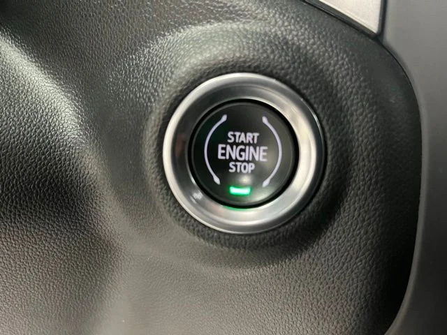 Used 2022 White Chevrolet LTZ image 30