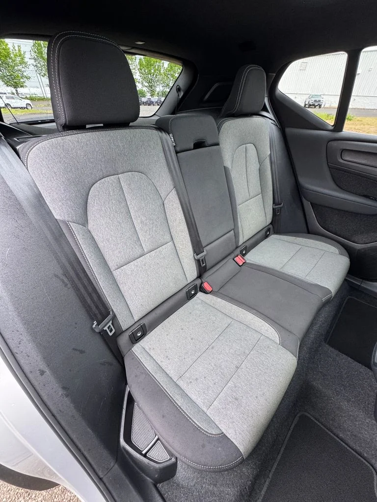 2024 Volvo XC40 Core - Photo 27