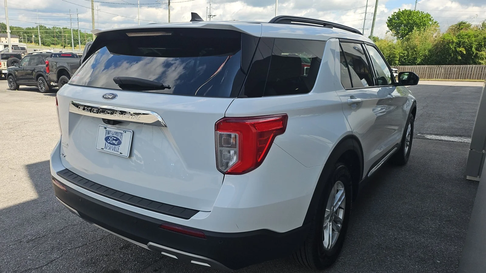 Used 2023 White Ford XLT image 5