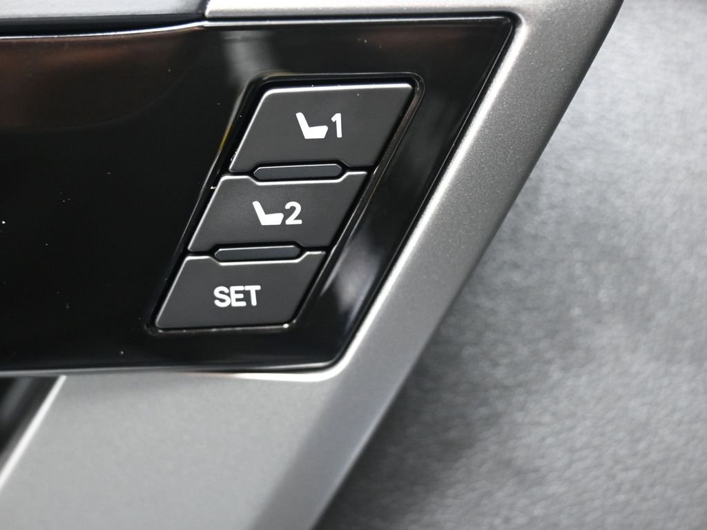 Used 2025  Toyota Limited image 20