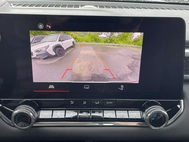 New 2026 White GMC Elevation image 24