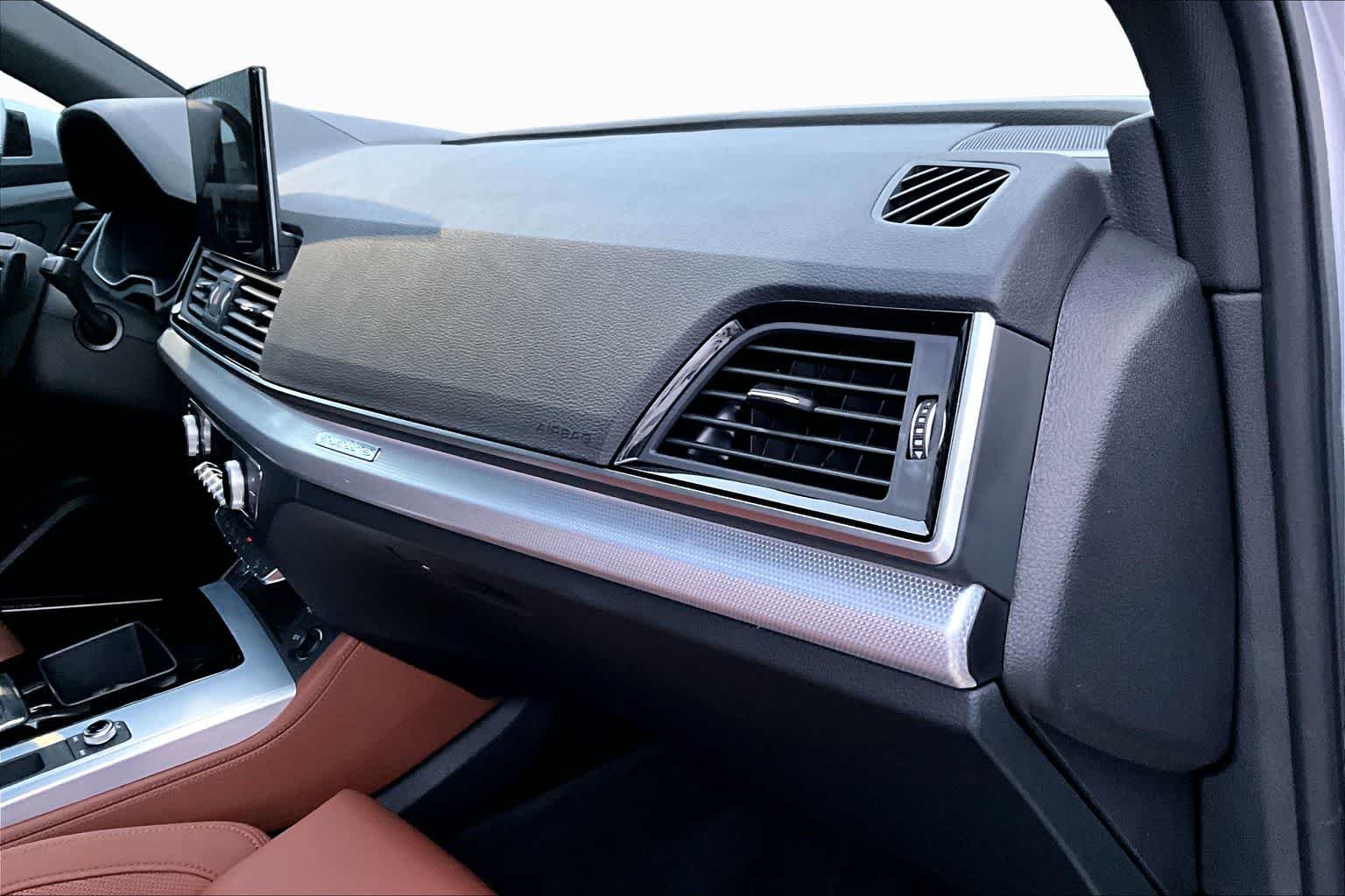 Used 2024 Florett Silver Metallic Audi S line Prestige image 19