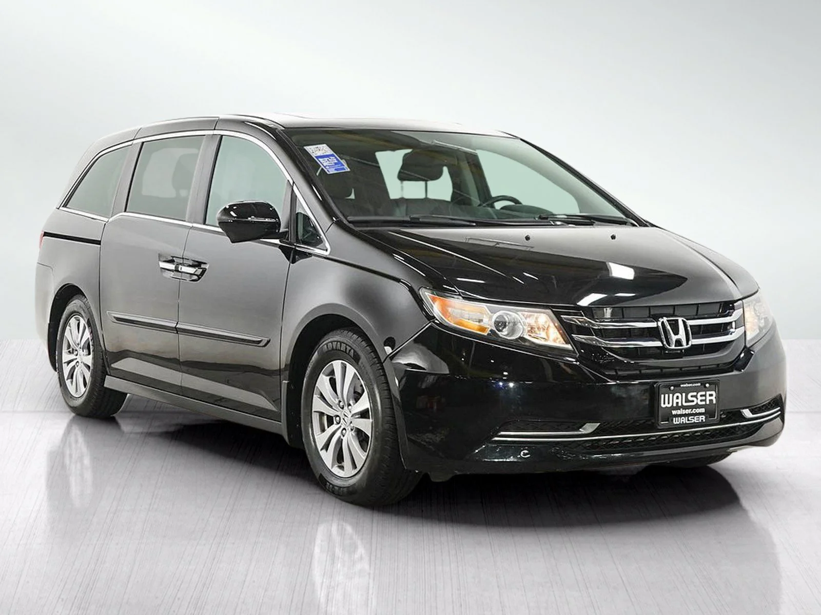 Used 2015 Crystal Black Pearl Honda 5dr EX-L w/Navi image 7