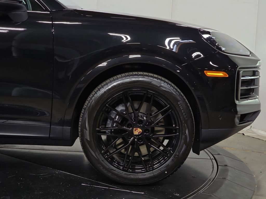 New 2026 Chromite Black Metallic Porsche  image 11