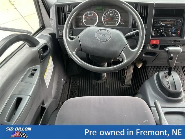 Used 2015 White Isuzu BLACK image 2