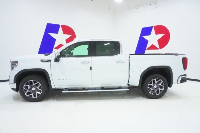 2026 GMC Sierra 1500 SLT - Photo 12