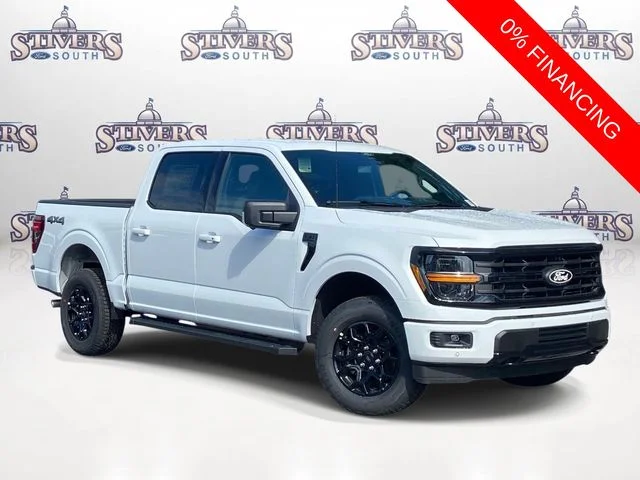 New 2026 White Ford XLT image 1