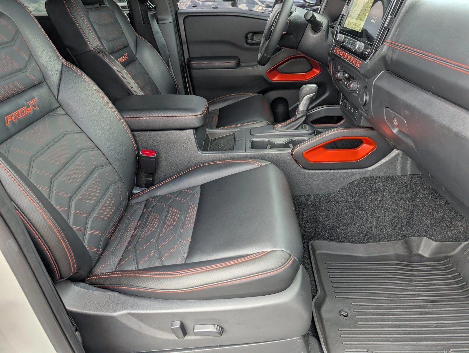 Used 2026 Glacier White Nissan PRO-X image 40