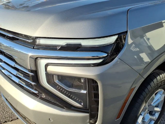 Used 2025 Sterling Gray Metallic Chevrolet LT image 10