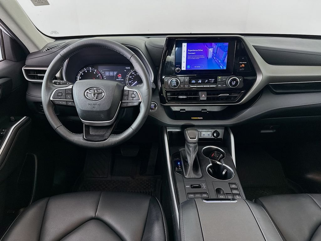 Used 2023 Pearl Toyota XLE image 24