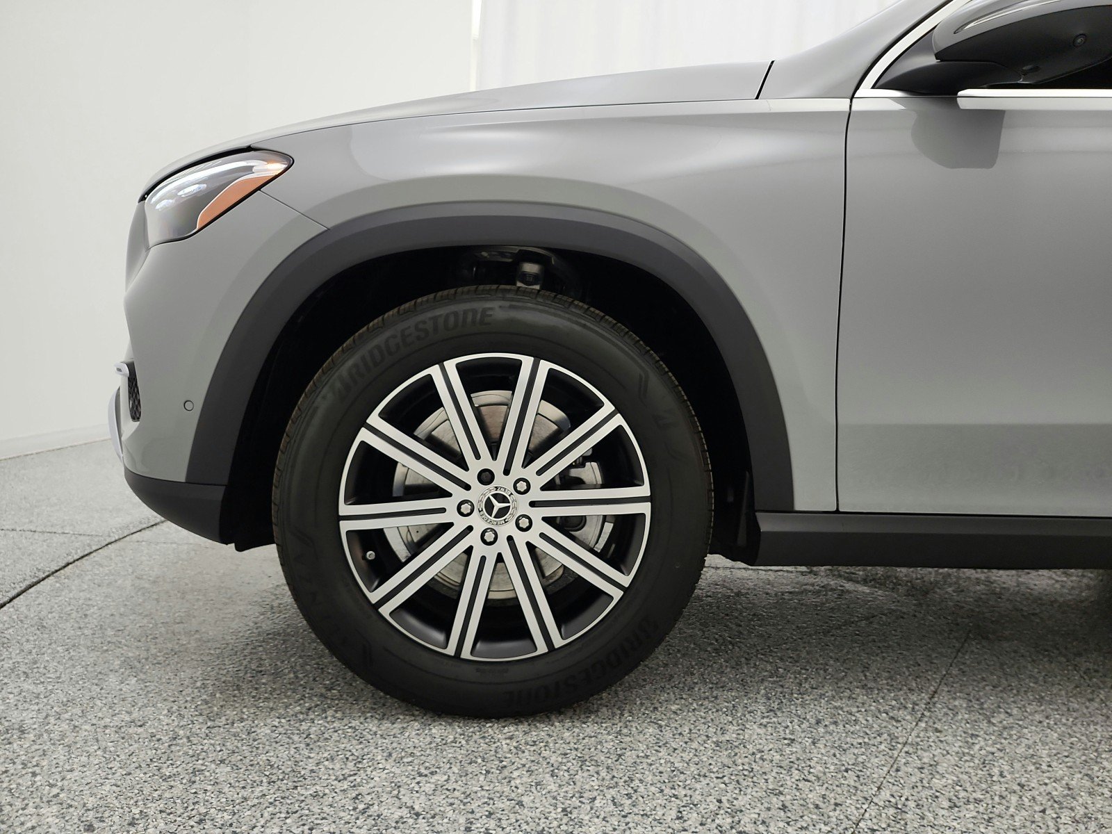 New 2026 MANUFAKTUR Alpine Grey Mercedes-Benz GLE 350 SUV image 13