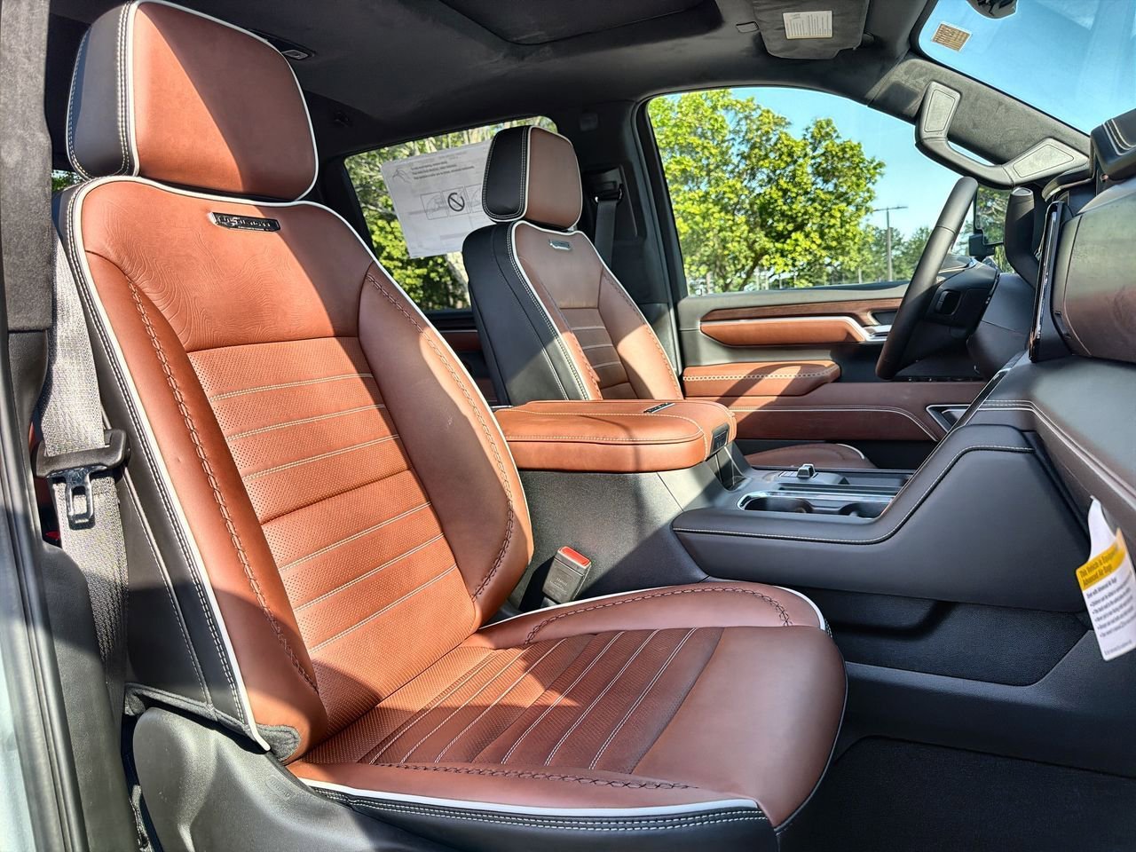 2026 GMC Sierra 3500HD Denali Ultimate - Photo 23