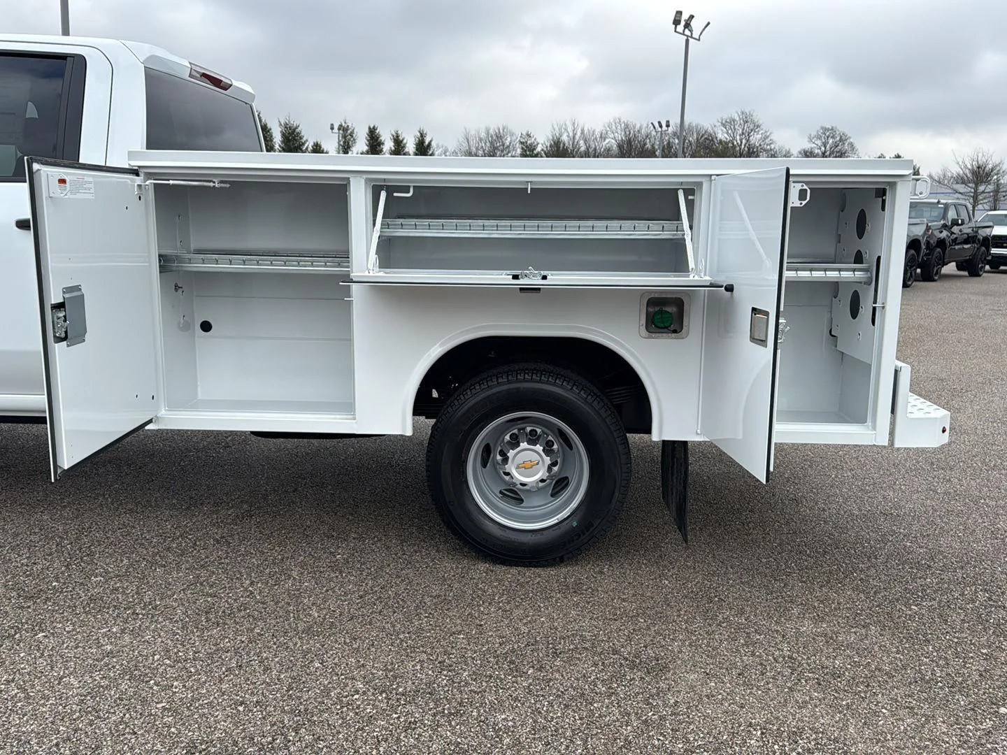 New 2026 Summit White Chevrolet Work Truck image 5