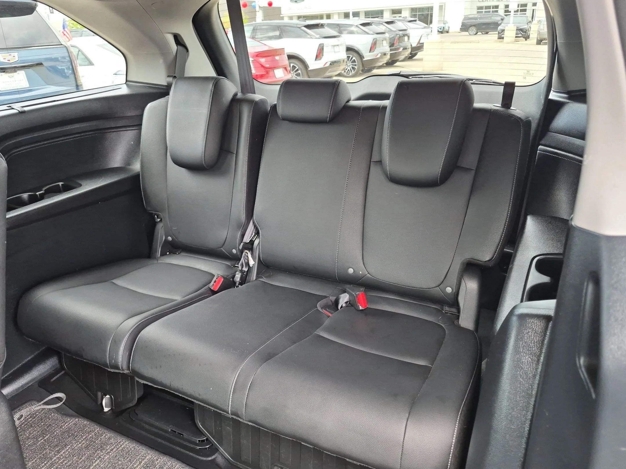 Used 2023 Platinum White Pearl Honda Touring image 37