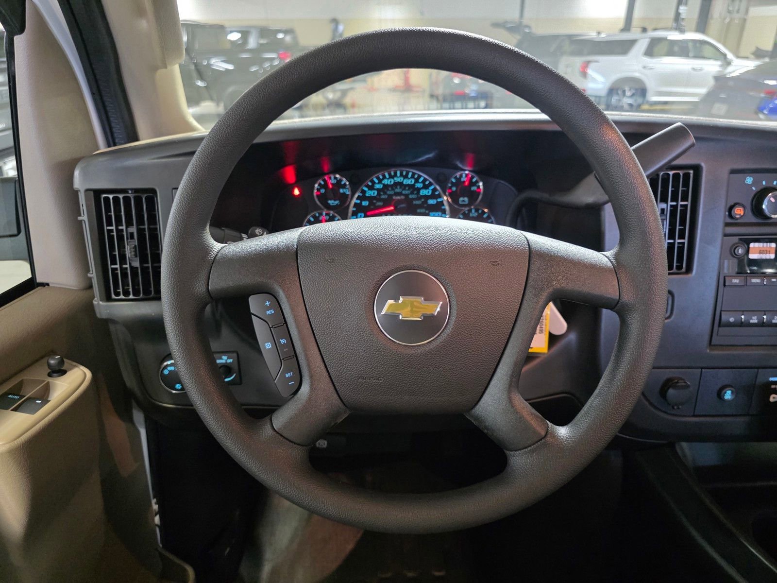 2026 Chevrolet Express Cargo Work Van - Photo 32