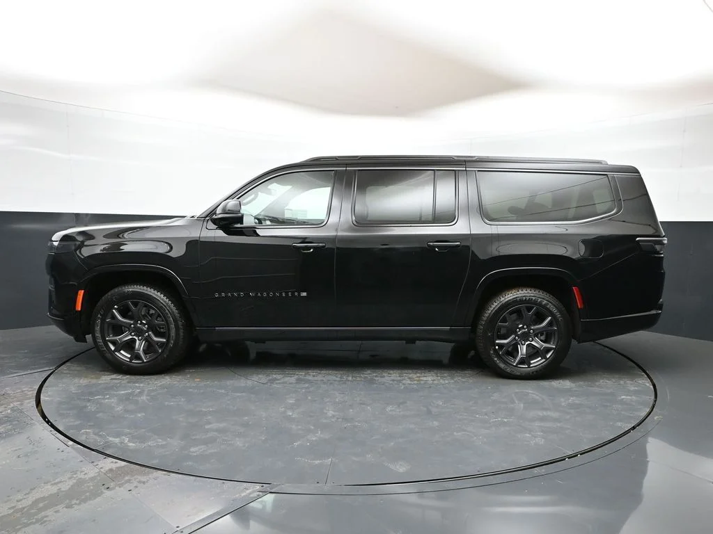 New 2026 High Gloss Black Exterior Paint Jeep Limited Altitude image 8