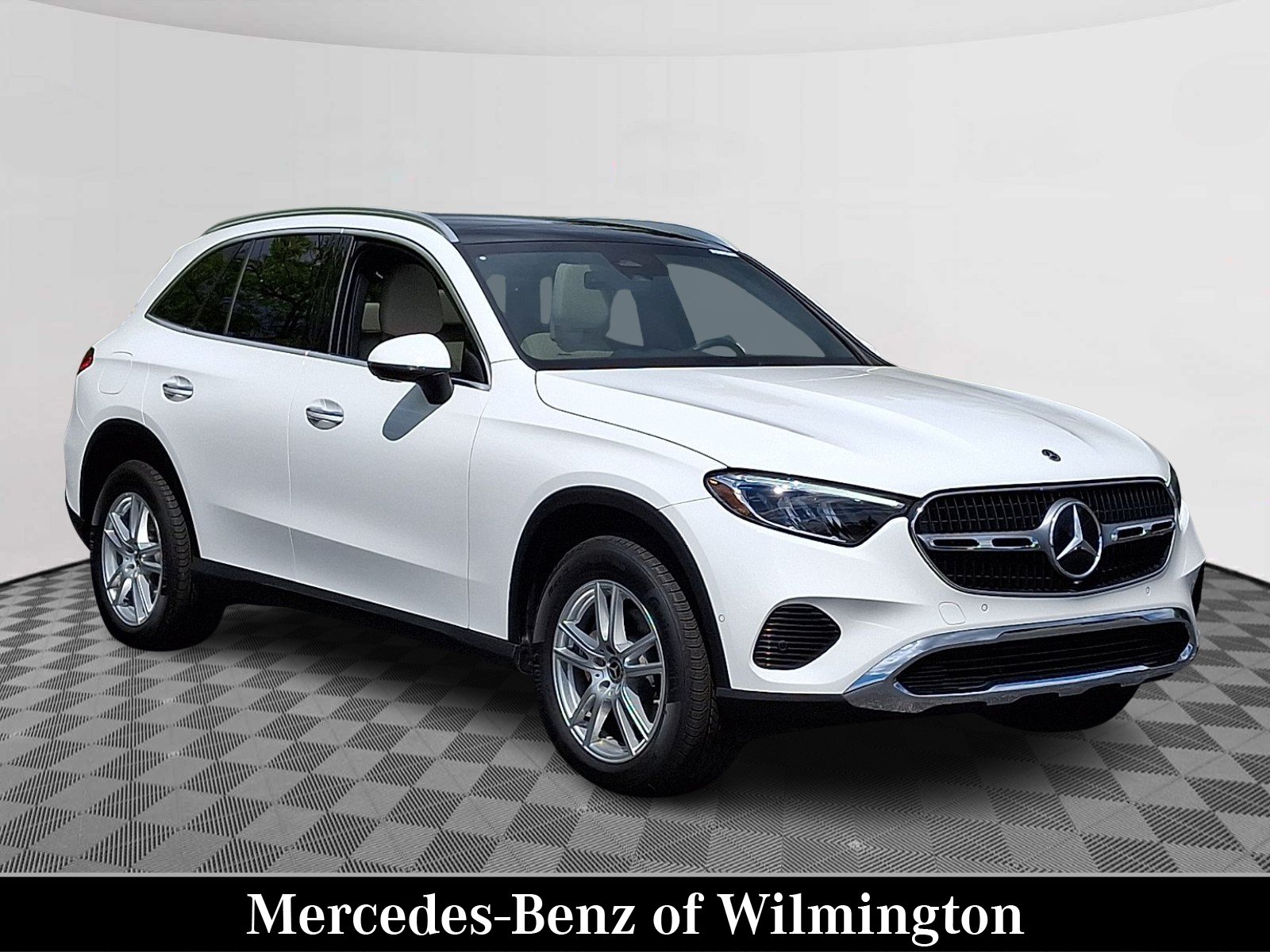 2025 Mercedes-Benz GLC