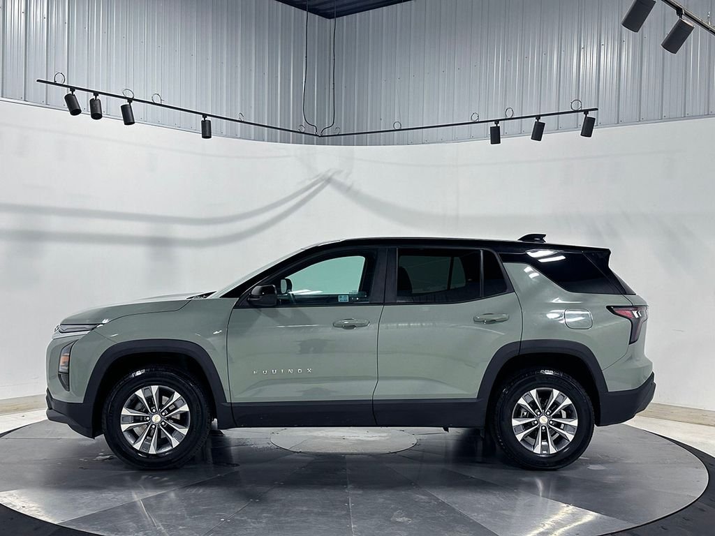 Used 2025 Green Chevrolet LT image 14