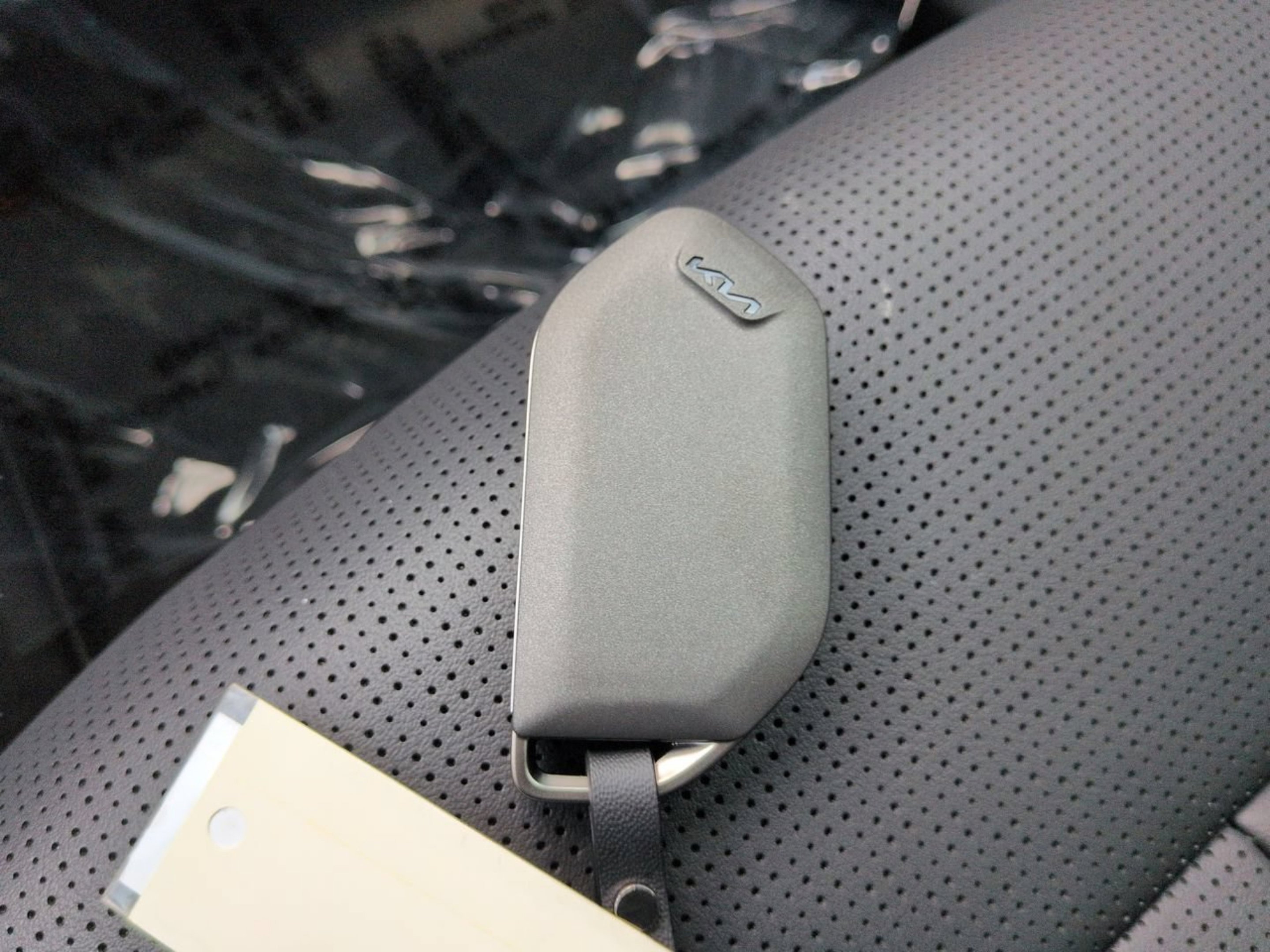 New 2026 Wolf Gray Kia S image 35